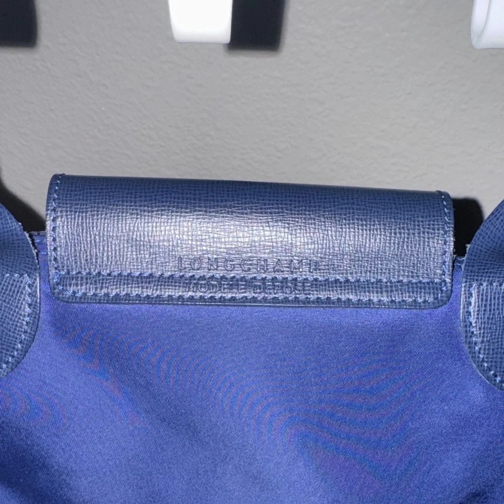 Longchamp Elegant Navy Blue Women's Bag - Picture 11 of 16